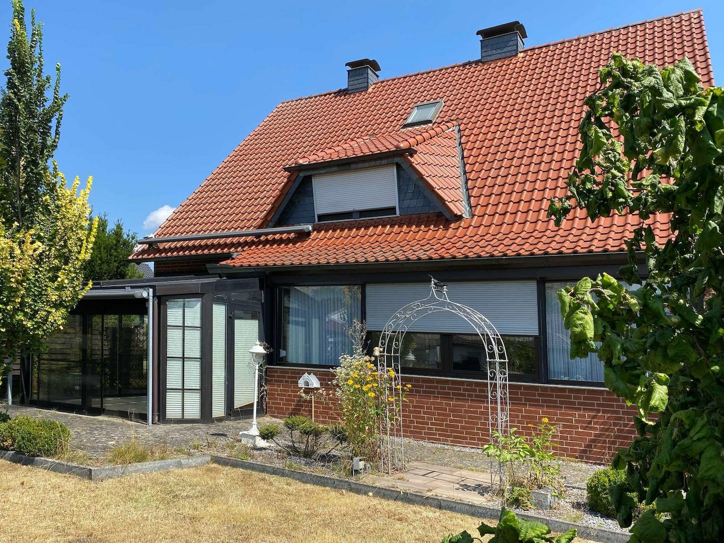 Gartenansicht zum Haus