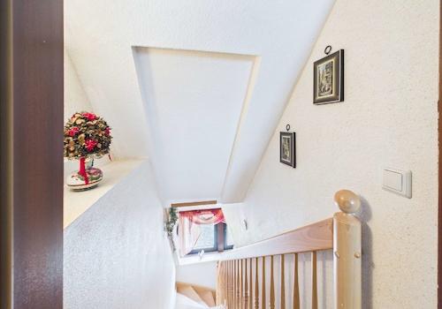 Blick von der ausgebauten Dachspitze ins Obergeschoss