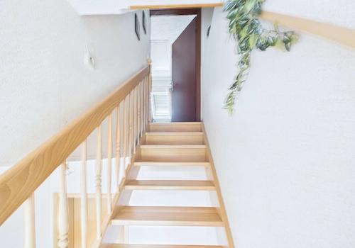 Treppe ins Obergeschoss
