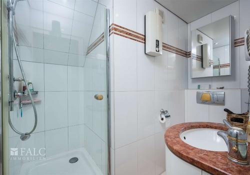 Badezimmer 2