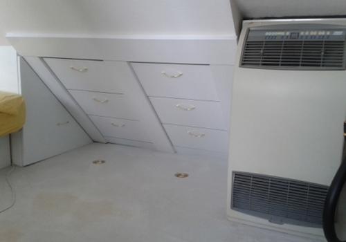 3 Etage weißer Teppichboden 