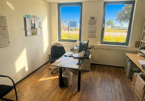 Büro 2