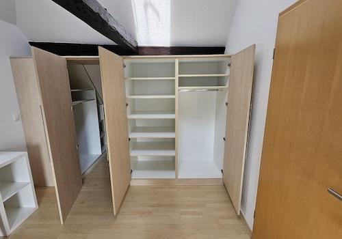 begehbarer Kleiderschrank 
