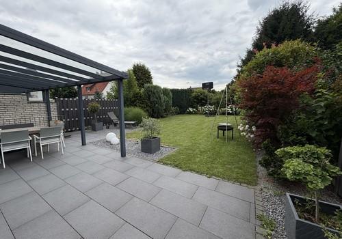 Terrasse + Garten