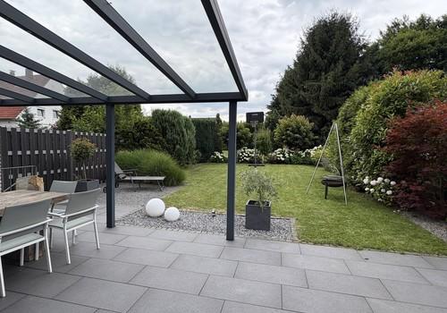 Terrasse + Garten