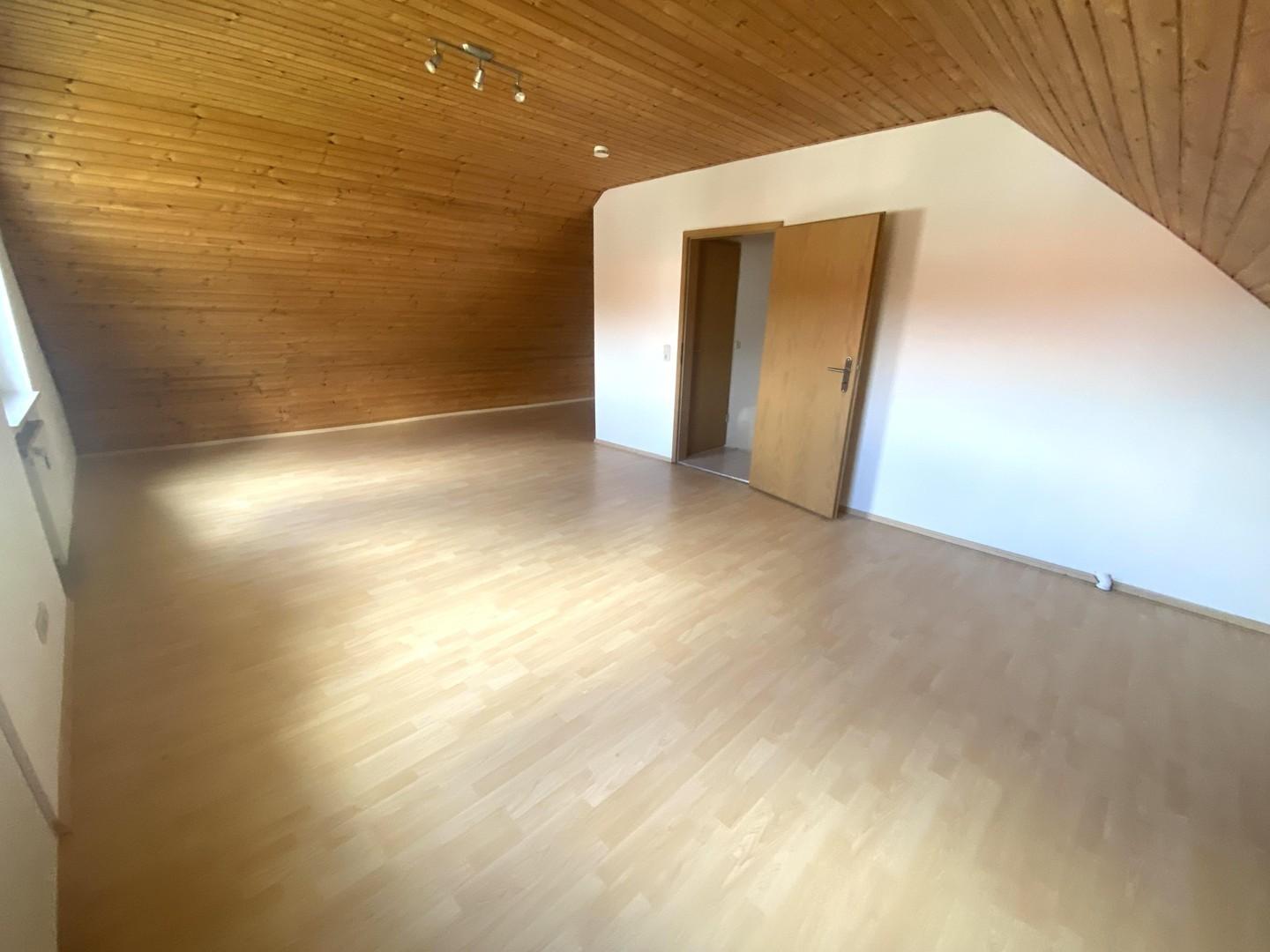 DG Studiozimmer Ansicht 2
