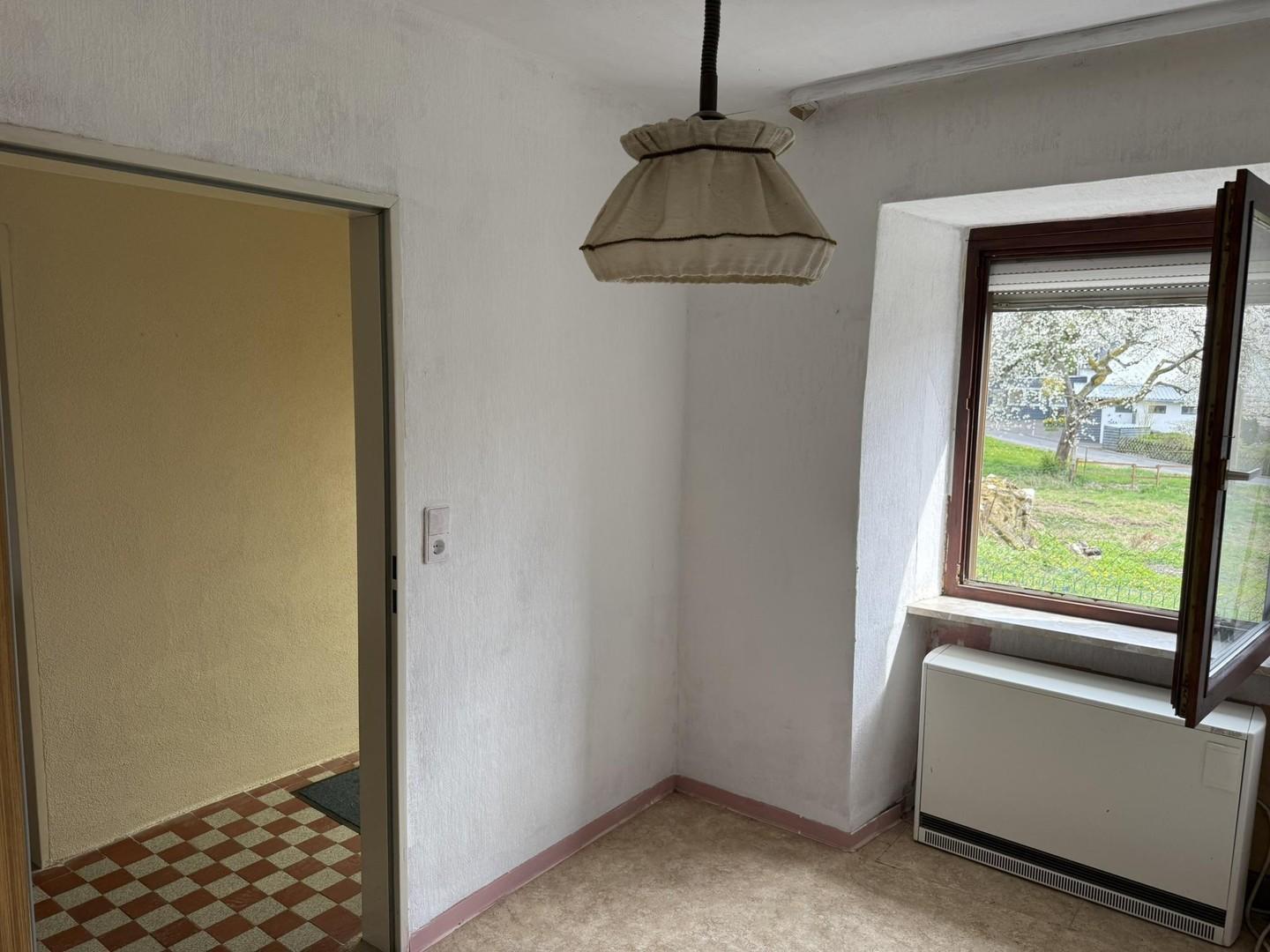 Zimmer (EG)