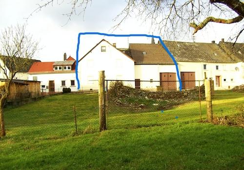 Frontansicht Haus von BG aus