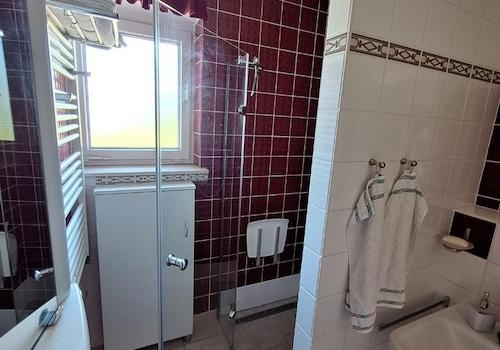 Bad EG (ebenerdige Dusche)