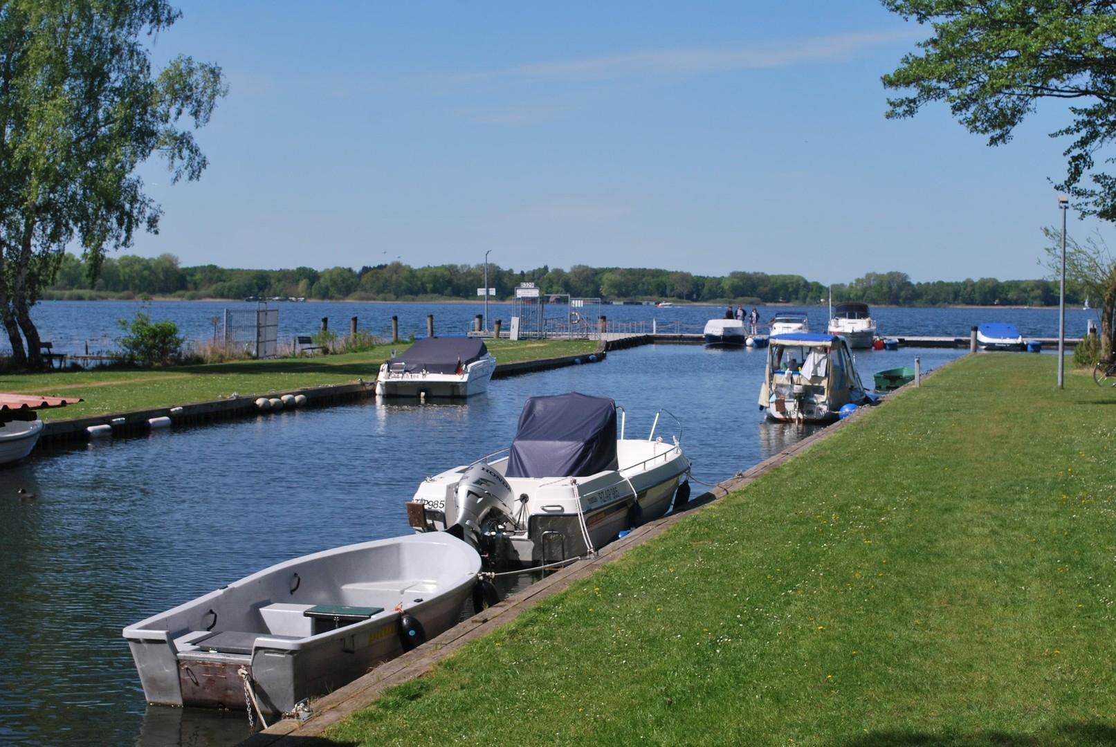 Hafen m. Boots- u. Fahrradverl