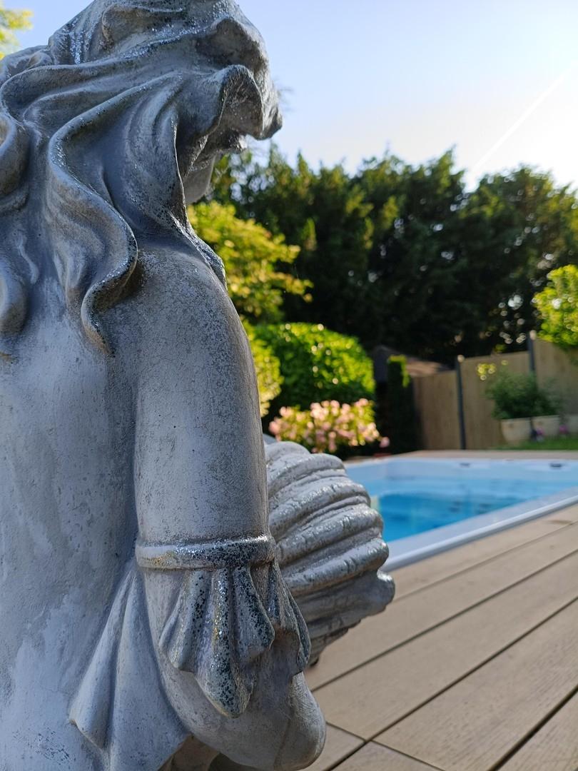 Am Pool