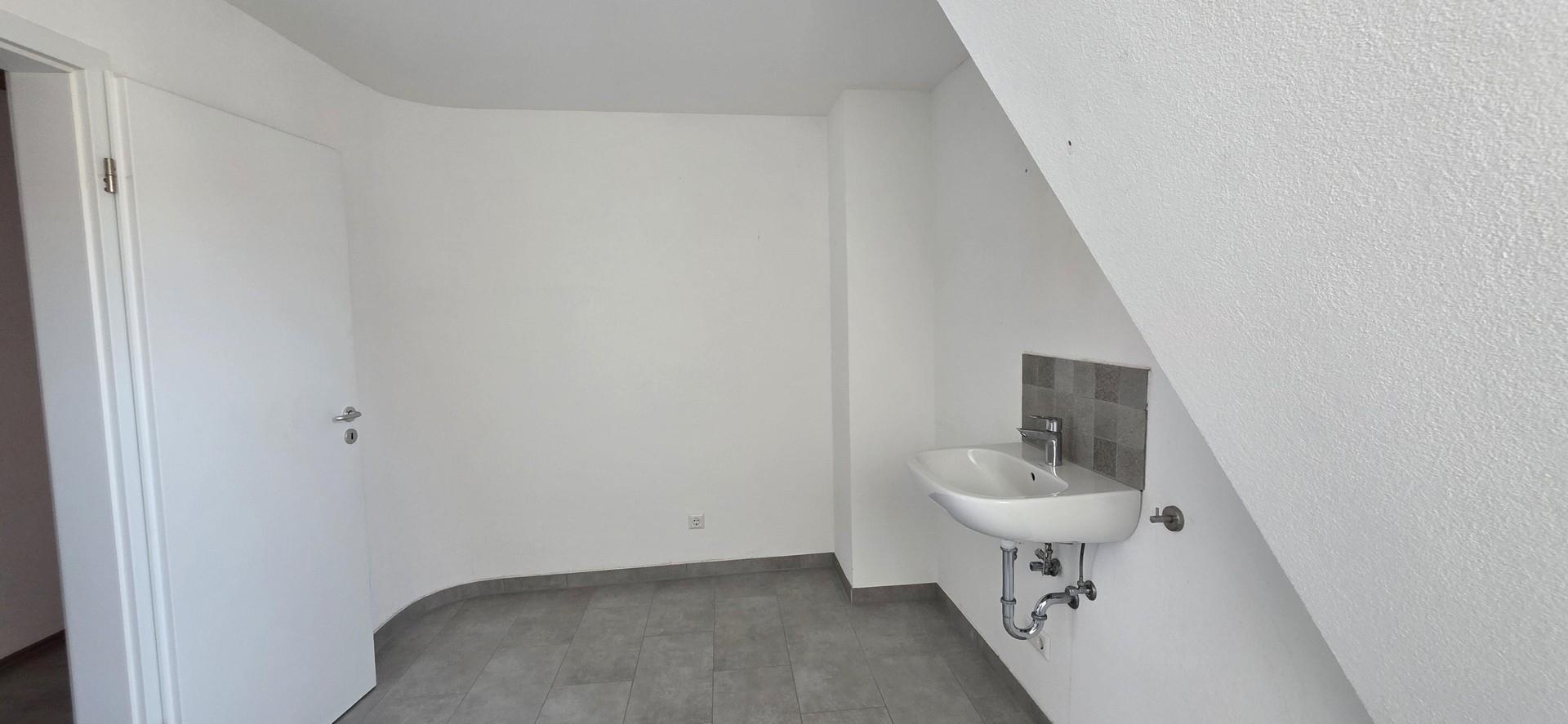 Badezimmer mit Dusche