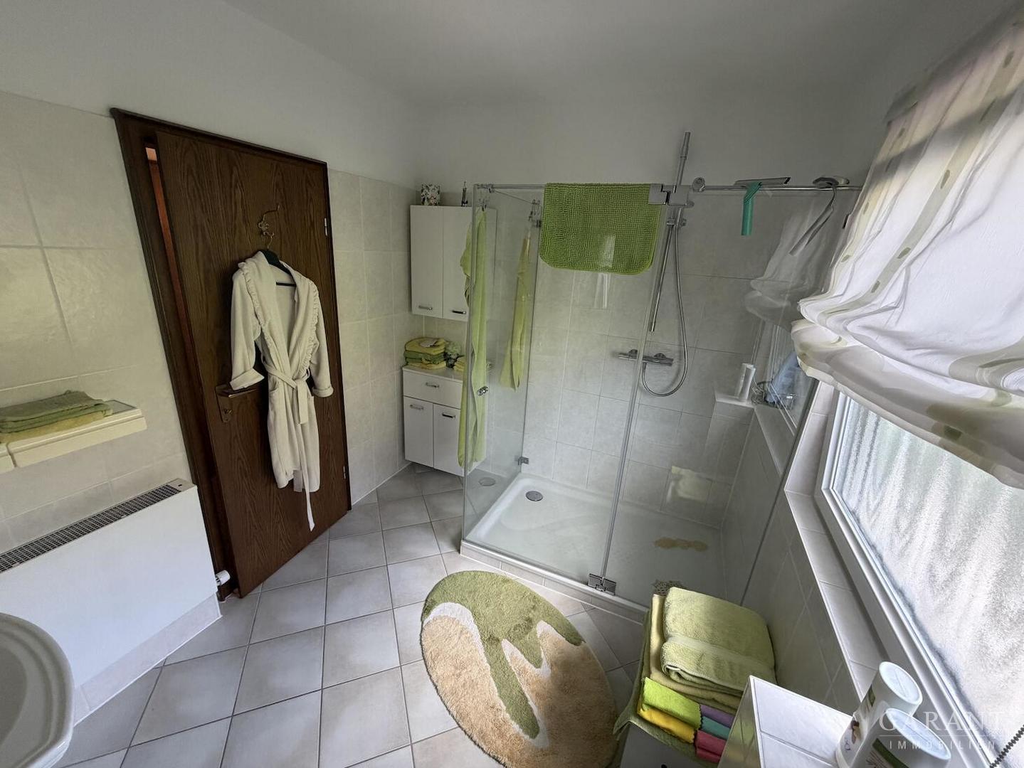 Badezimmer 1-2