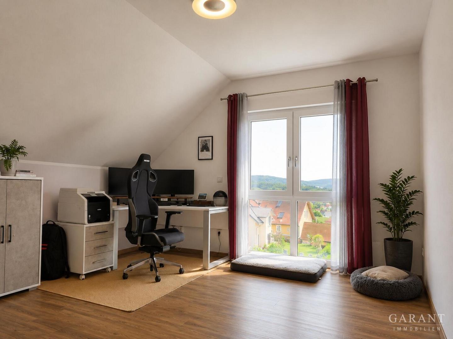 zweites Kinderzimmer oder Büro
