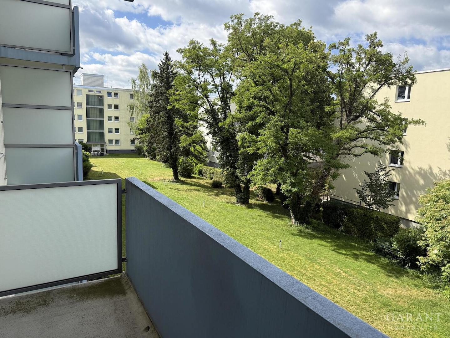 Blick v. Balkon