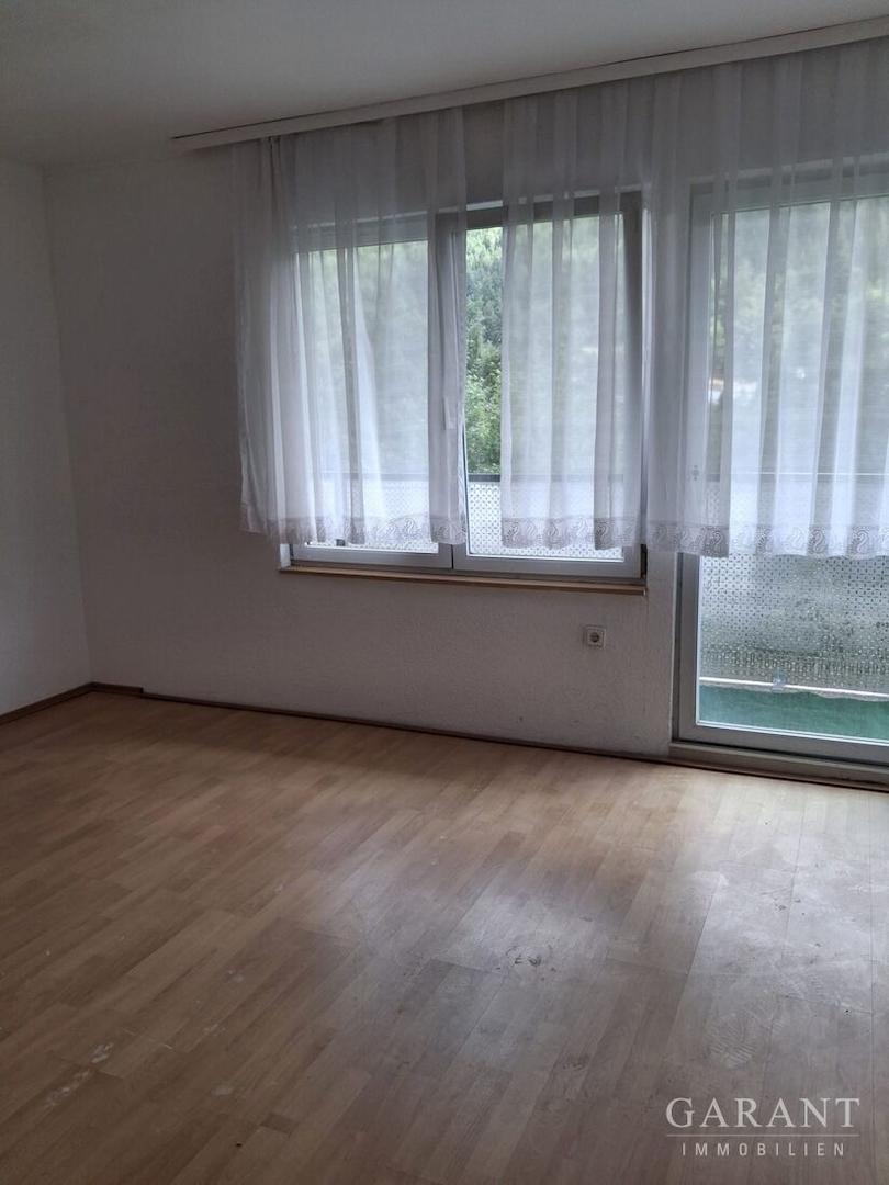 Wohnraum mit Balkon