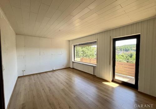 großes Wohnzimmer