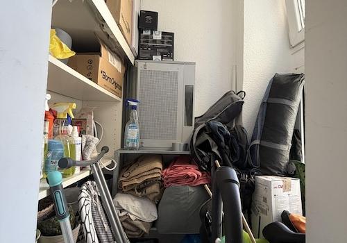 Abstellkammer im Badezimmer