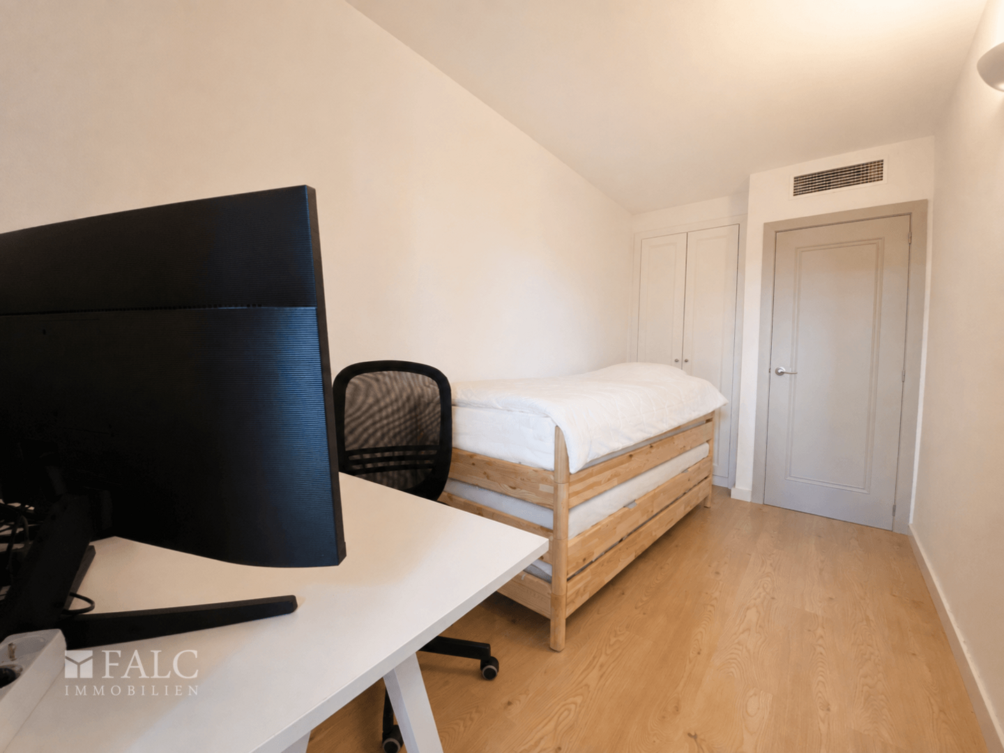 1. Schlafzimmer