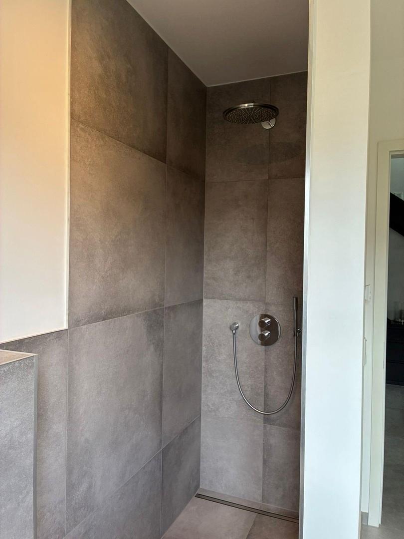 Dusche EG