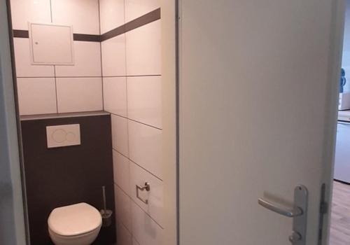1.OG WC