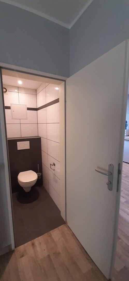 1.OG WC