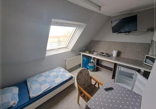 3.OG Straßenzimmer
