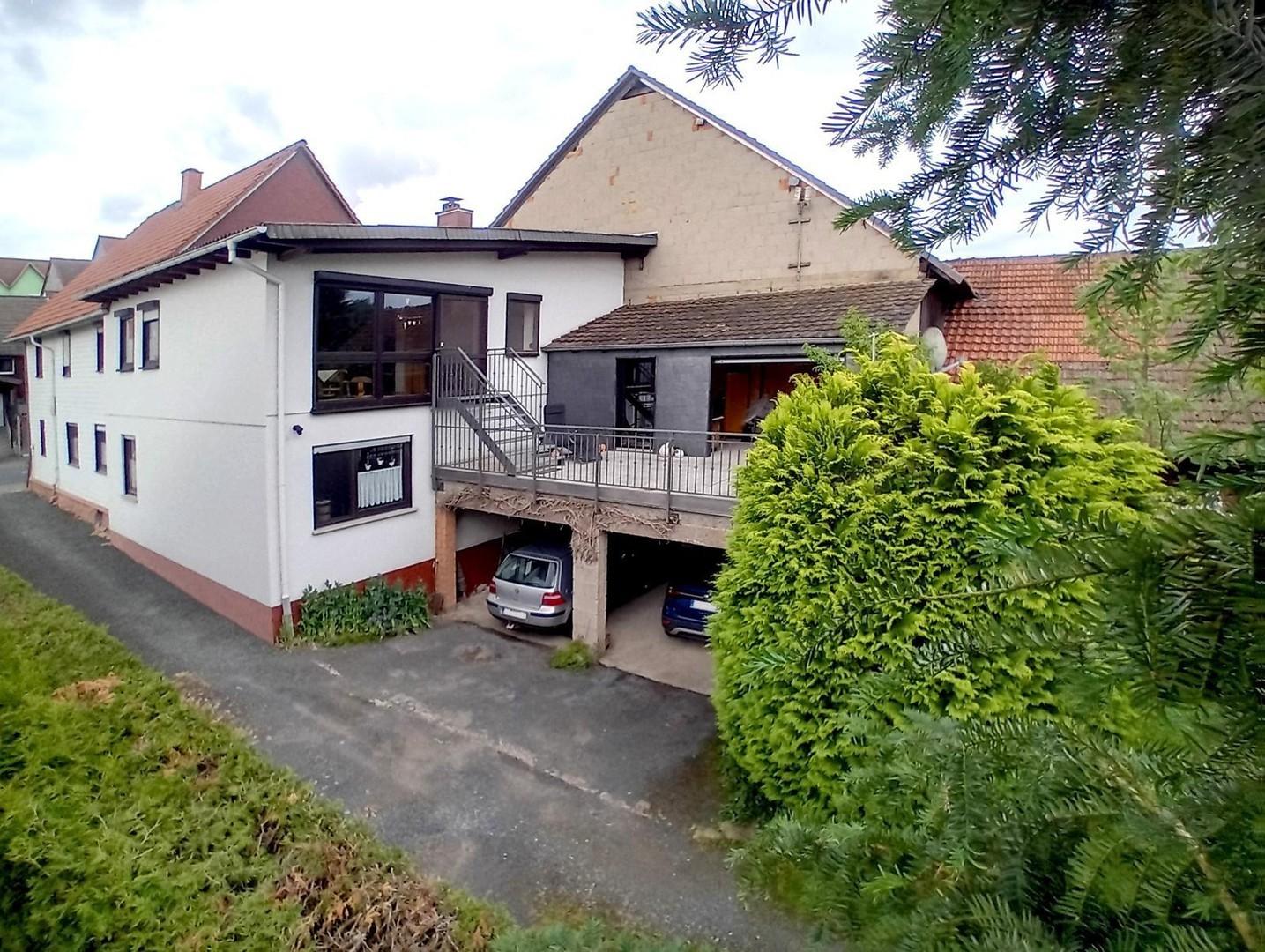 Carports & Terrasse