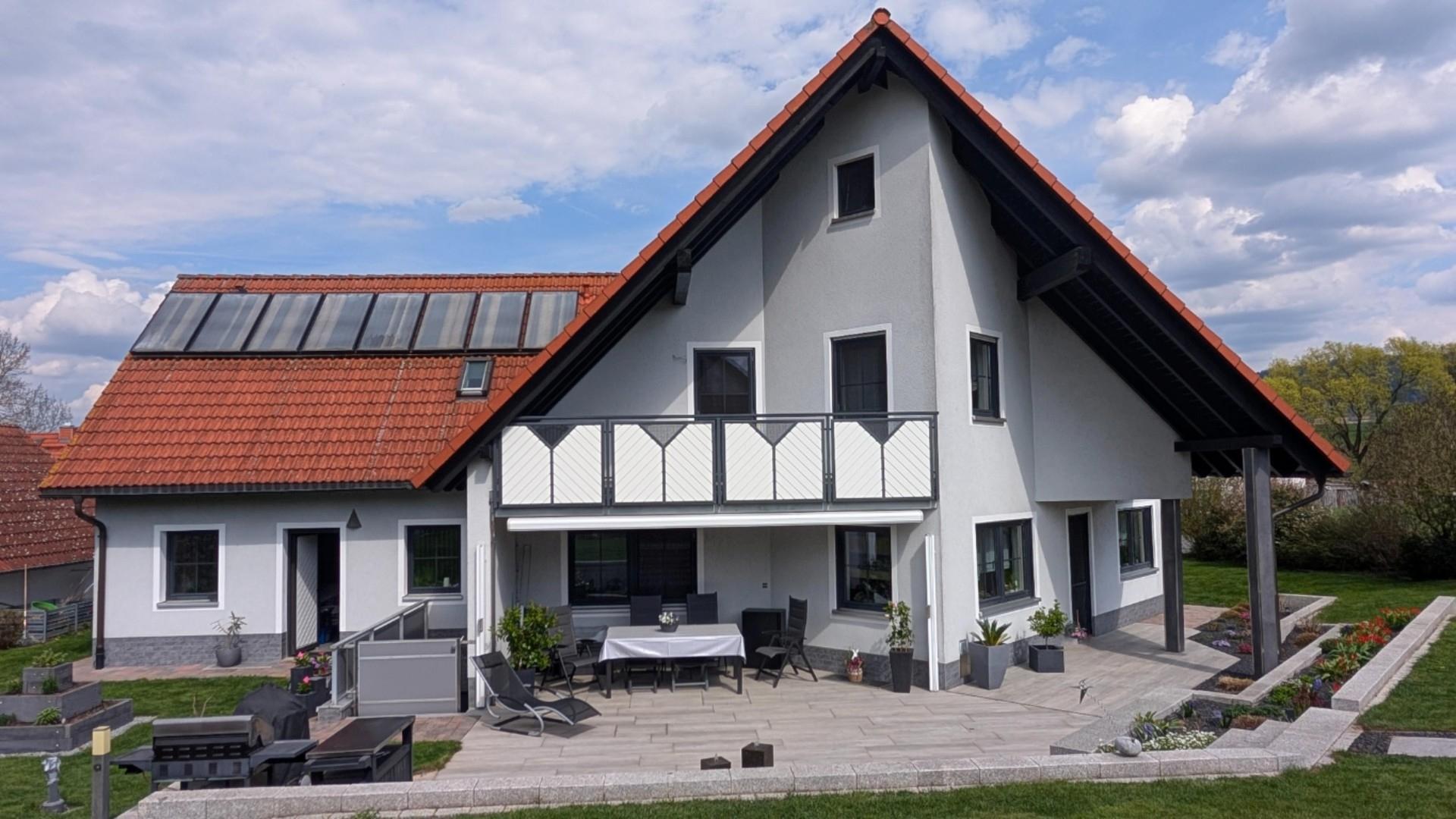 Hausansicht Terrasse