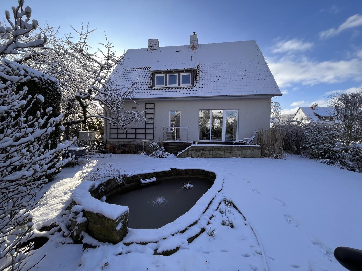 Rückansicht im Winter