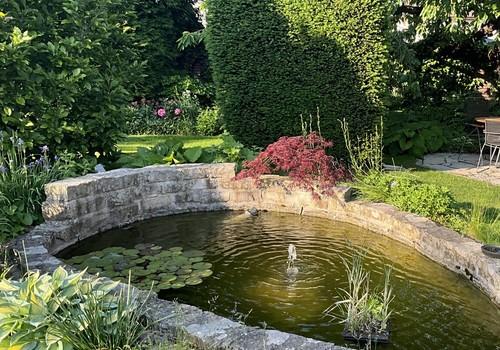 Am Brunnen