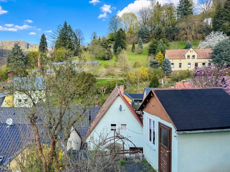 Gartenhaus mit Terrasse (1)