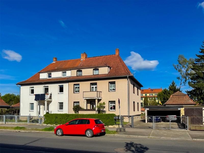 Zufahrt & Garage (1)