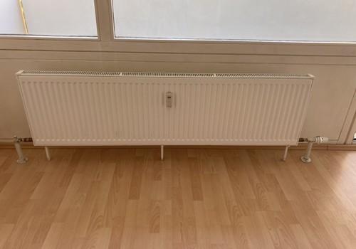 neuer Heizkörper bzw. Laminat