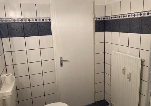 Toilette, Badheizkörper