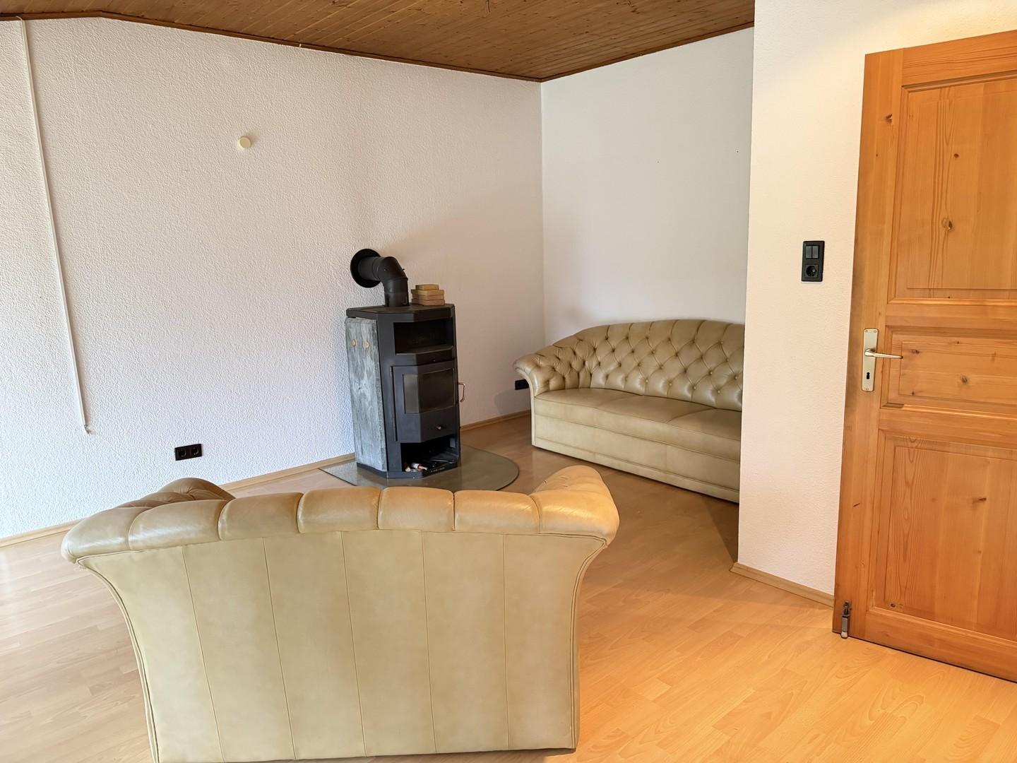 Wohnzimmer Altbau