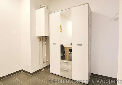 Kleiderschrank