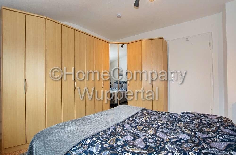 Kleiderschrank
