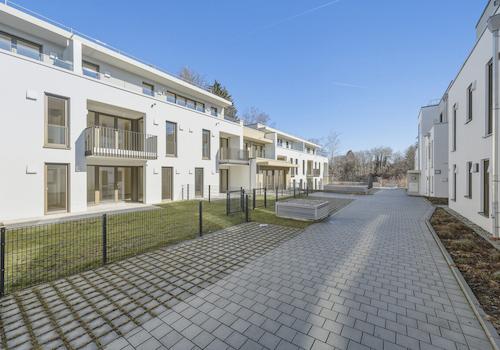 Zwischen den Häusern