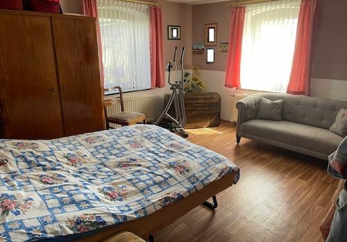Schlafzimmer EG