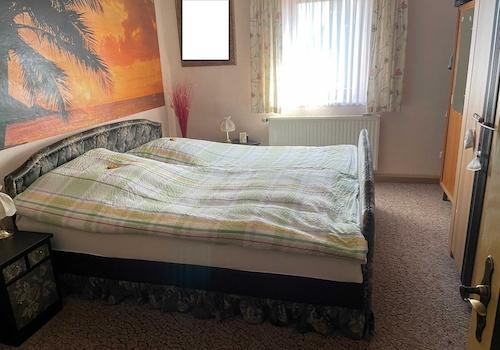 Schlafzimmer OG