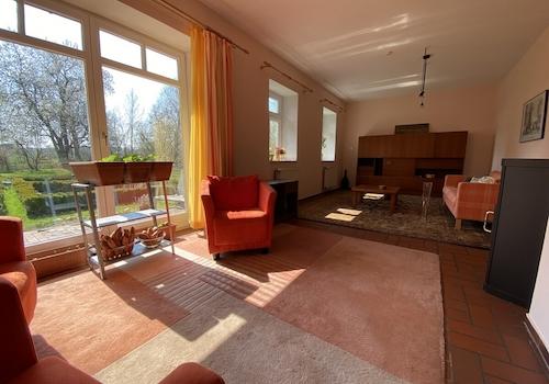 Wohnzimmer Haus  2