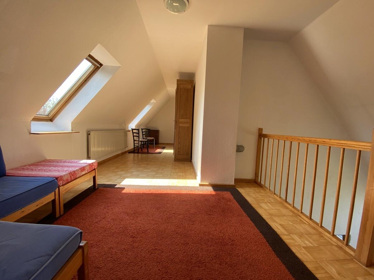 Flur Dachgeschoss Haus 2