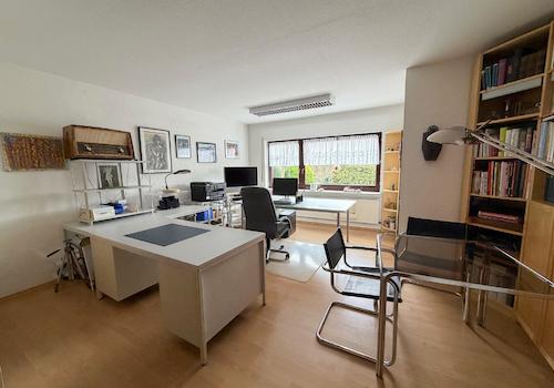 Büro UG 
