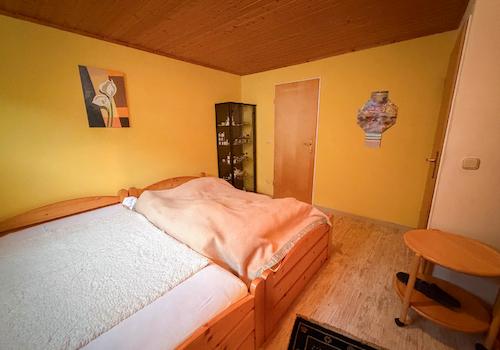 Schlafzimmer UG
