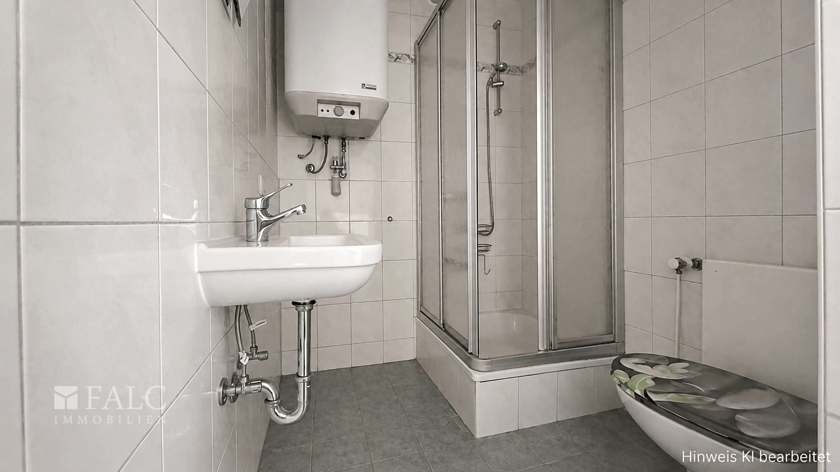 Badezimmer im Erdgeschoss
