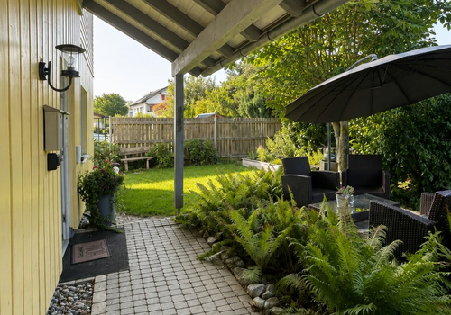 Hauseingang EG und Patio