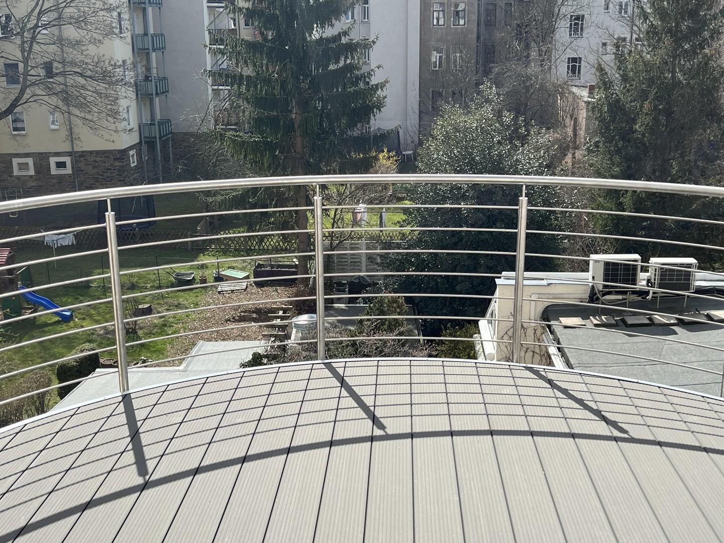 Blick Küche - Terrasse