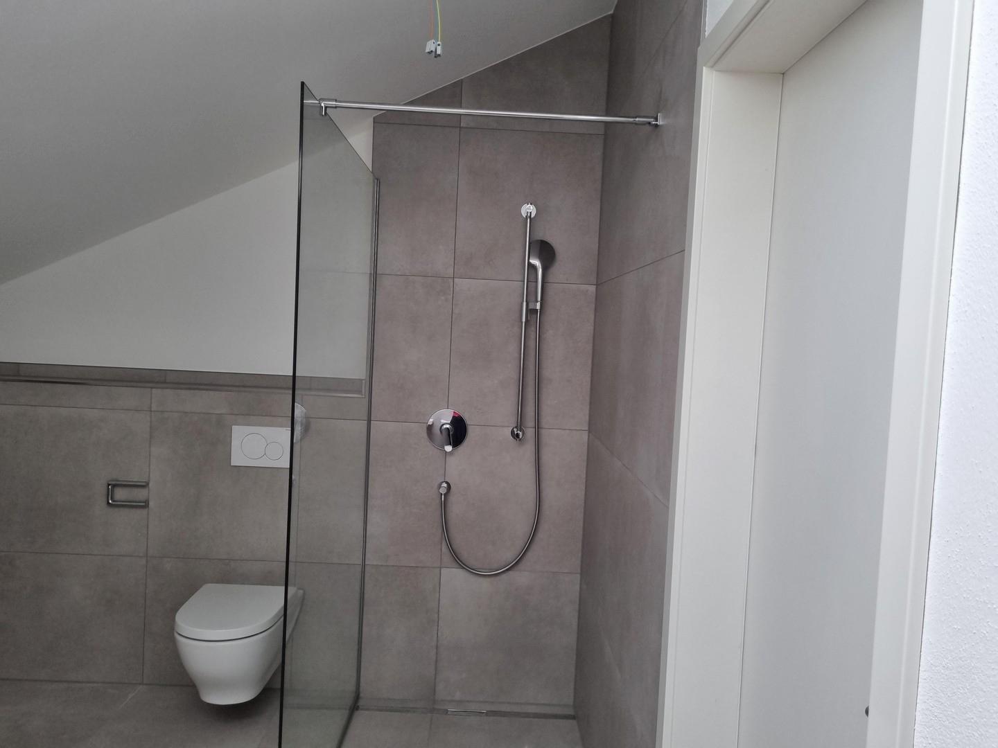 Bodenebene Dusche