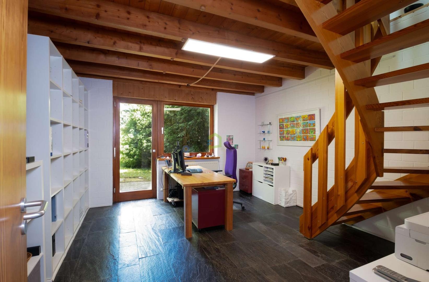 Büro mit Verbindung